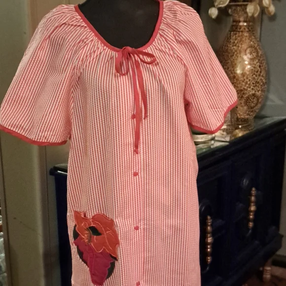 Cw Classics | Dresses | Cw Classics House Dress | Poshmark